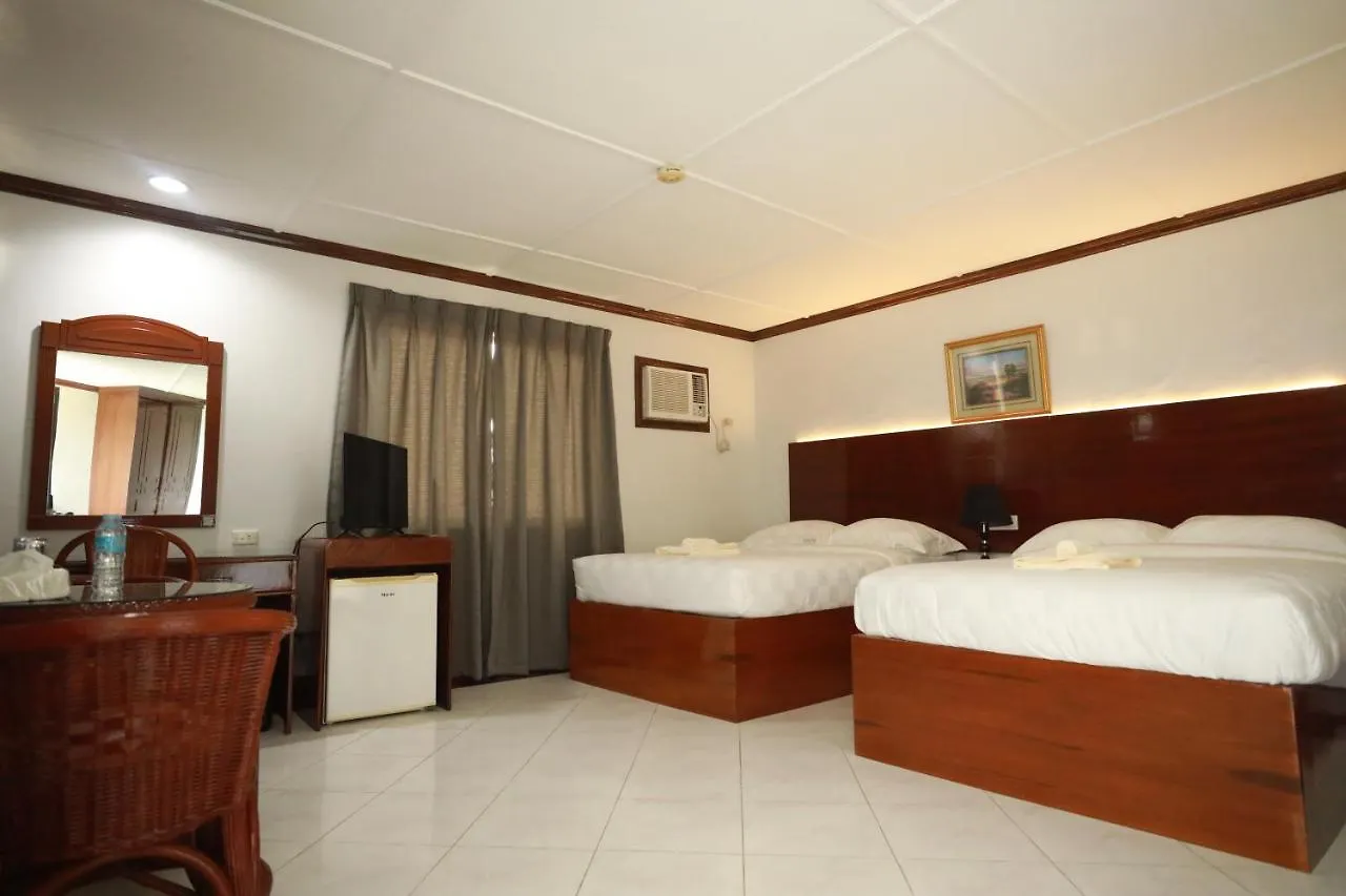 Bohol Plaza Mountain Resort And Restaurant Dauis