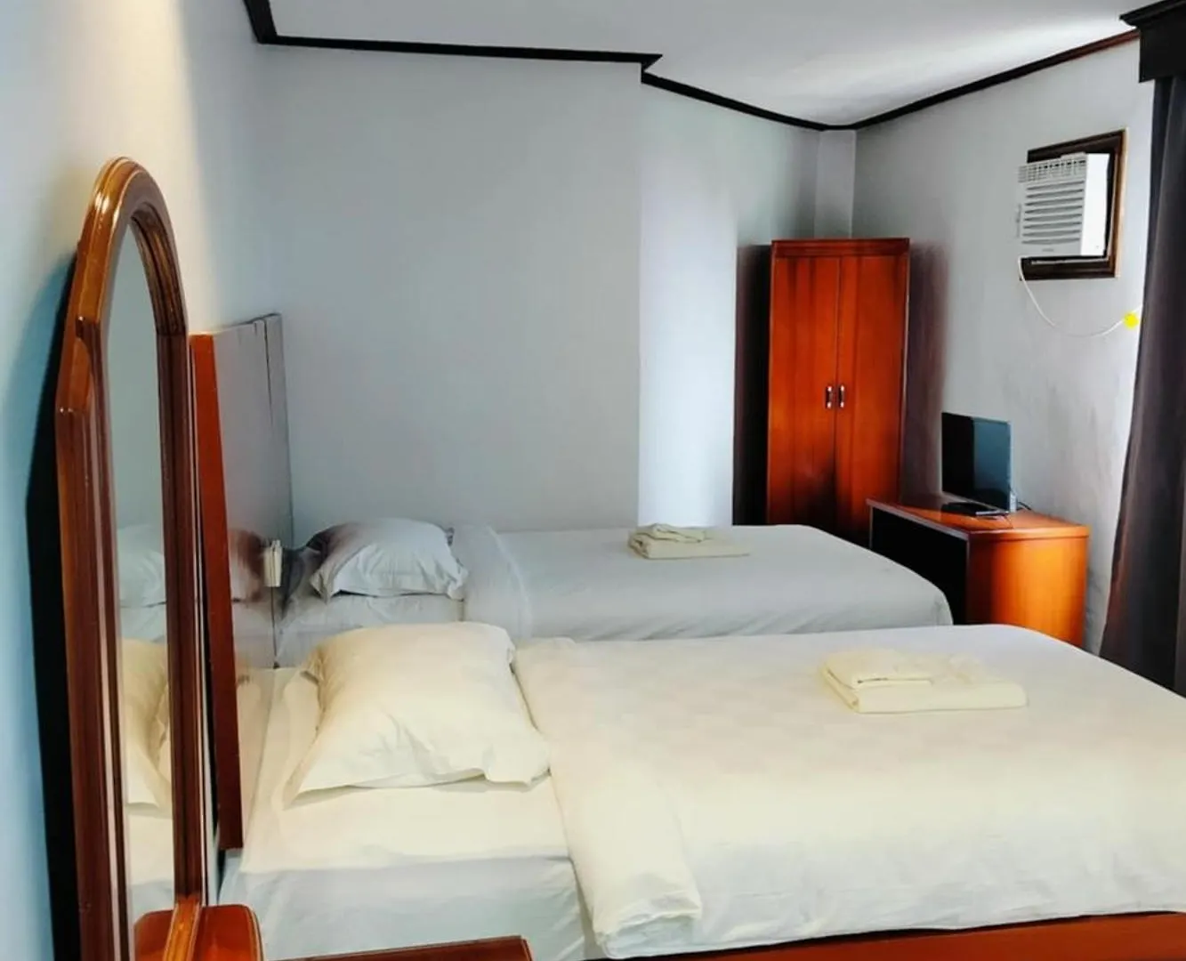 Bohol Plaza Mountain Resort And Restaurant داويس 3*,  الفلبين