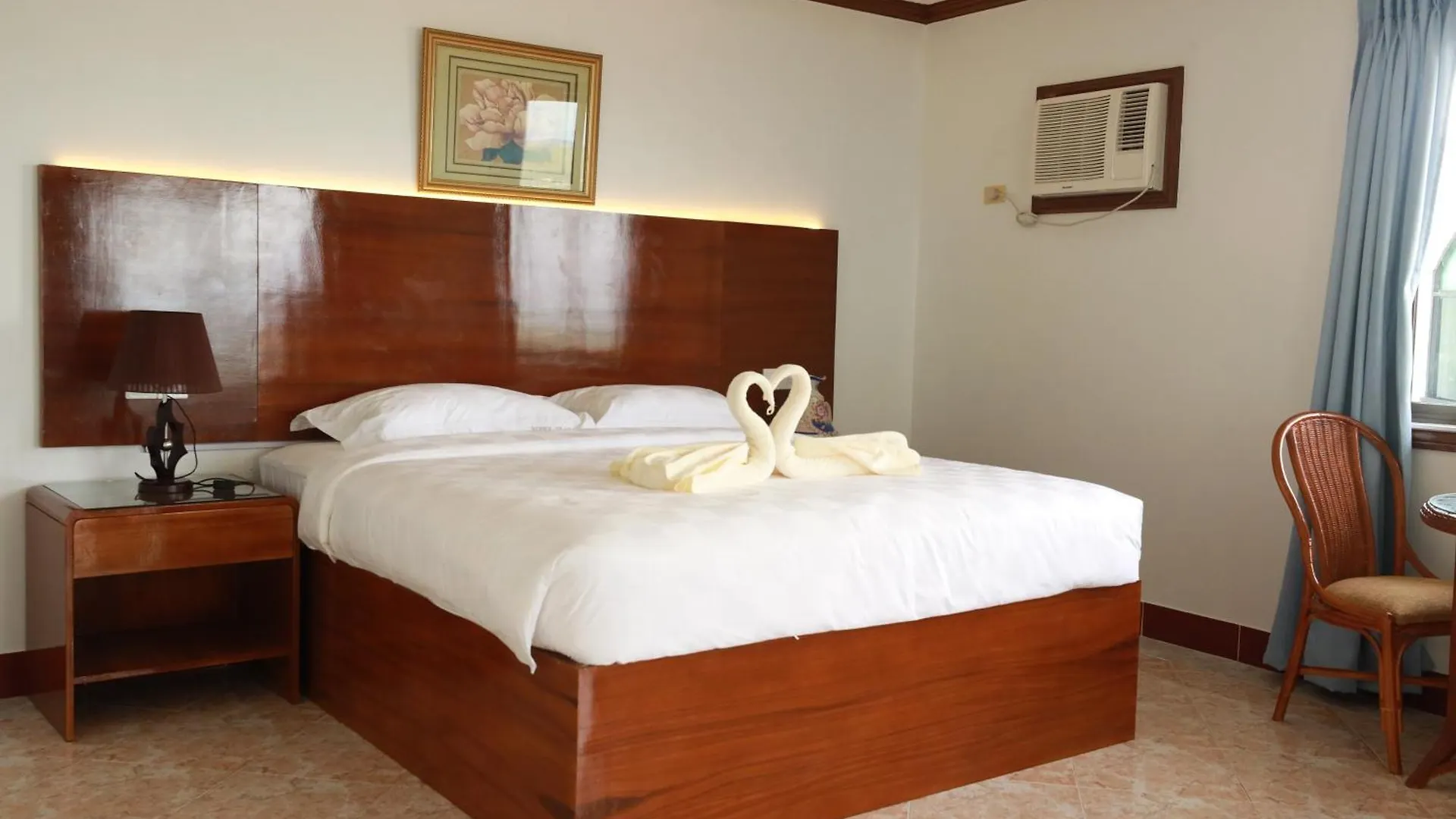 Bohol Plaza Mountain Resort And Restaurant داويس فندق