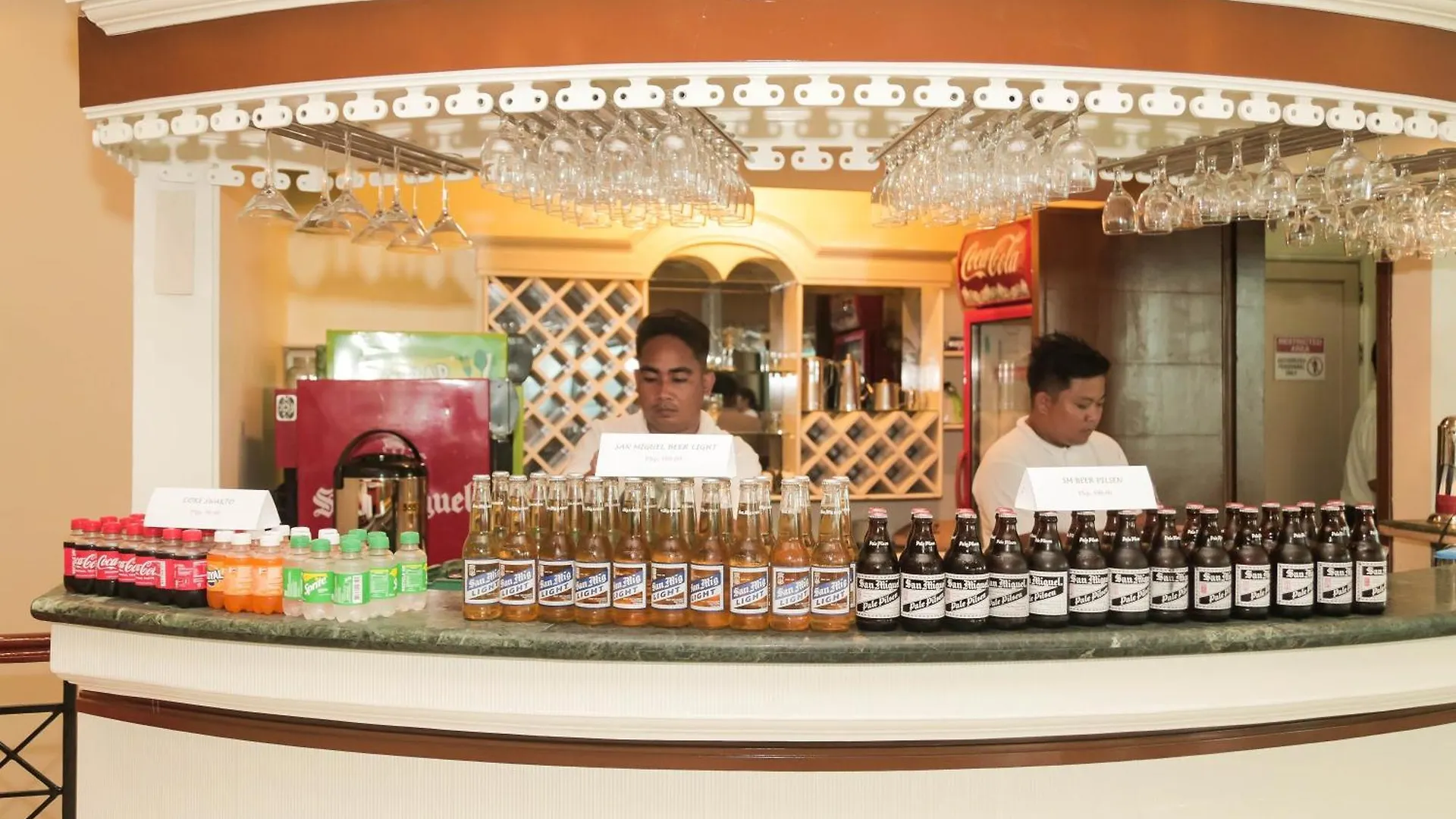 Bohol Plaza Mountain Resort And Restaurant داويس الفلبين